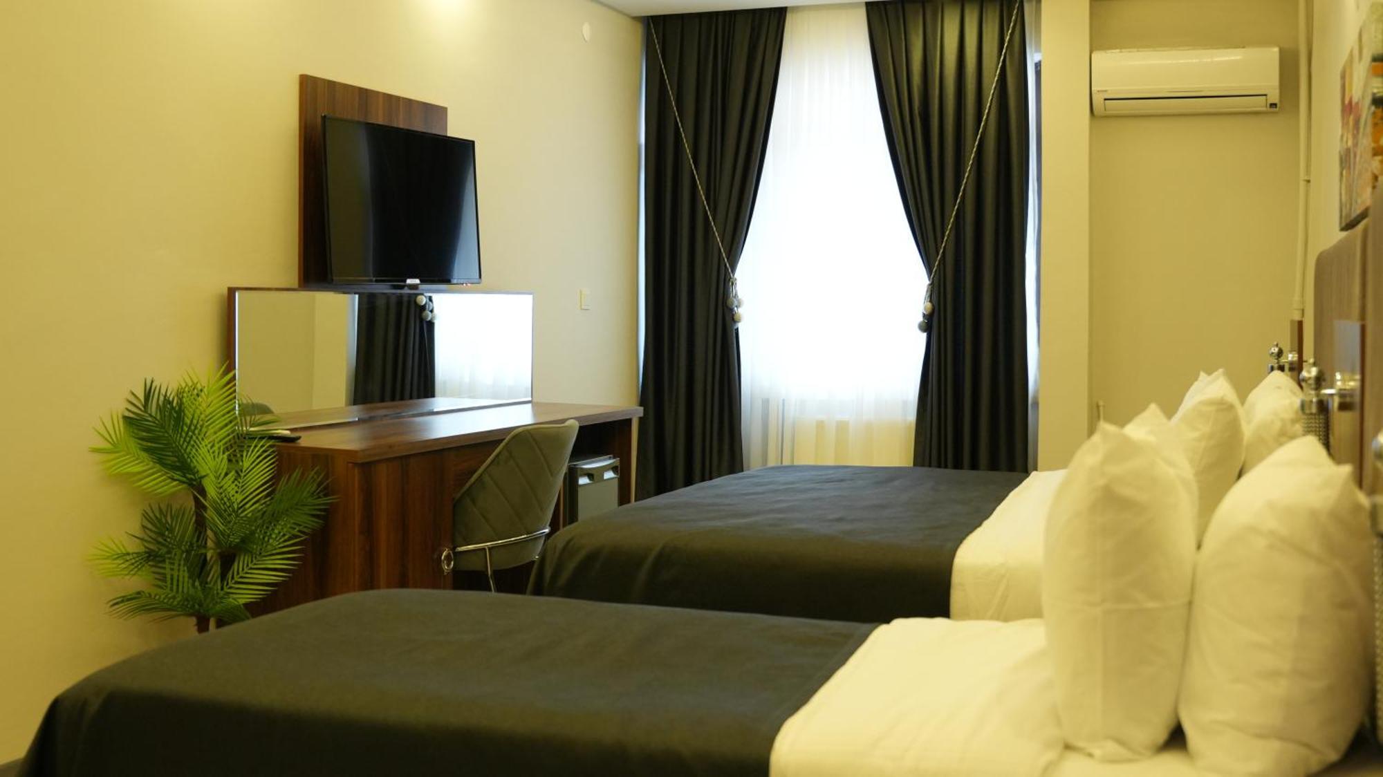 Grand Krone Hotel Çınarcık Buitenkant foto