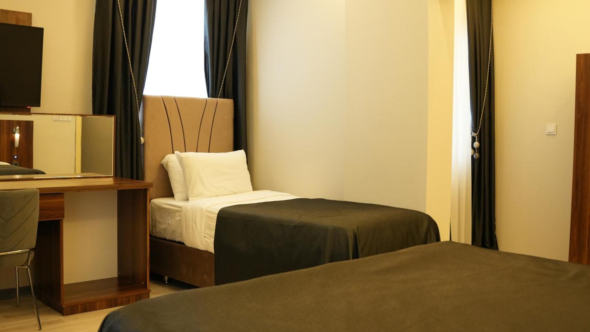 Grand Krone Hotel Çınarcık Buitenkant foto