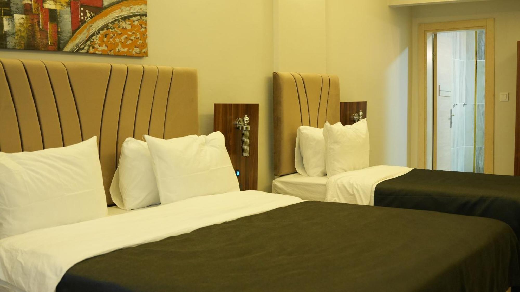 Grand Krone Hotel Çınarcık Buitenkant foto