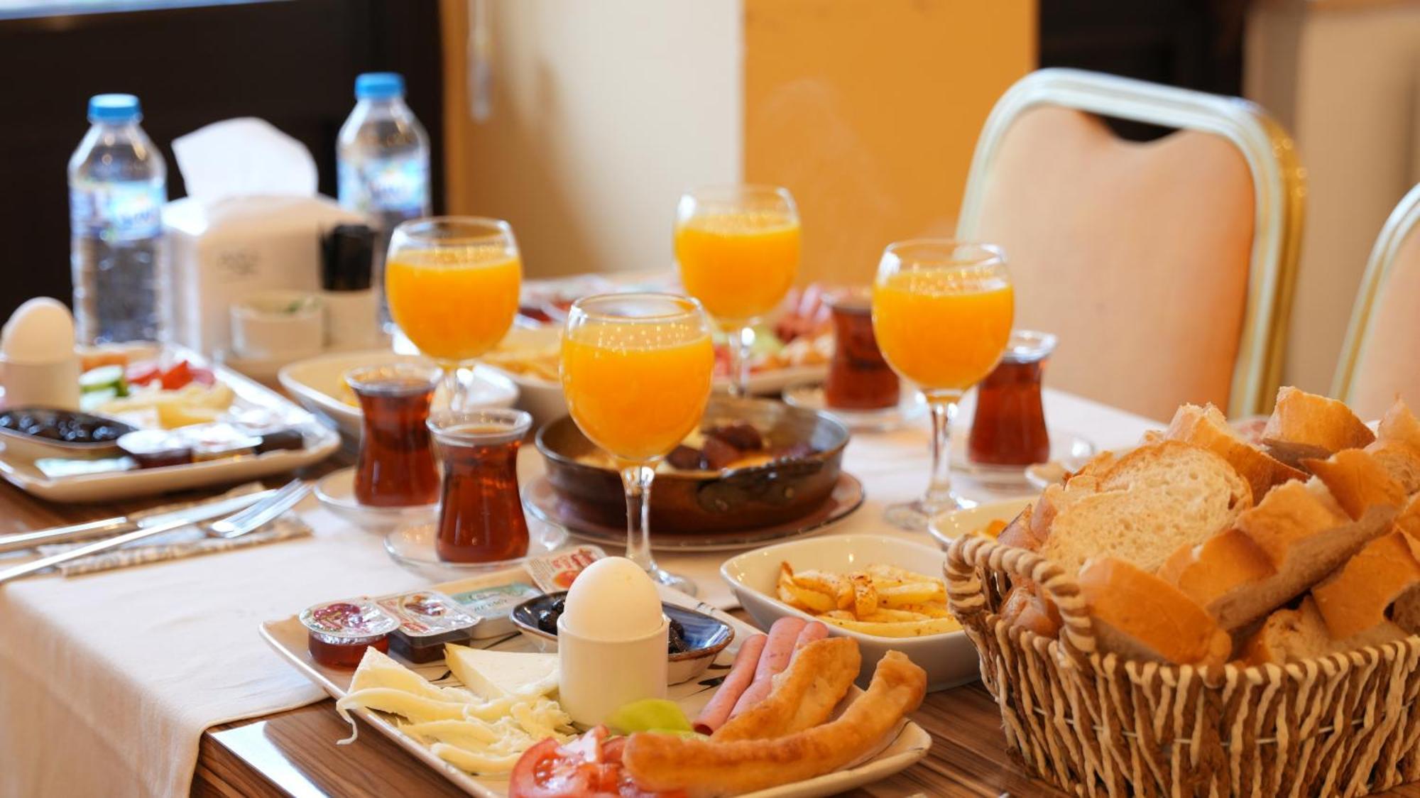 Grand Krone Hotel Çınarcık Buitenkant foto